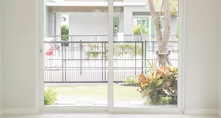 Balcony Screen Door Repair in Golden Glades, FL