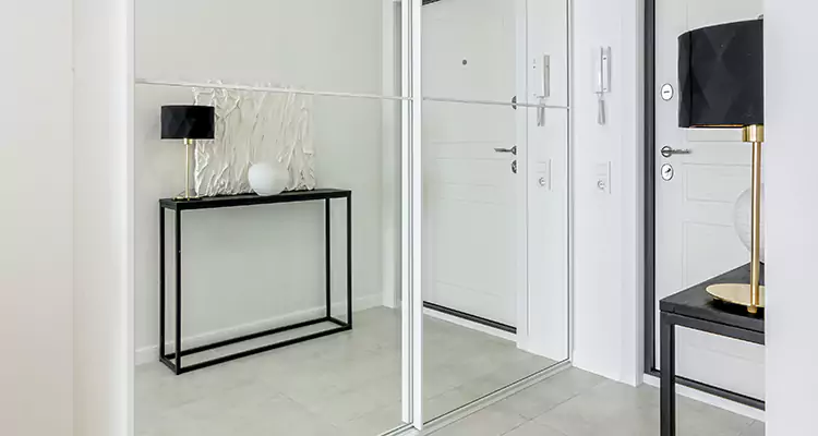 Mirrored Bifold Closet Doors Repair in Golden Glades, FL