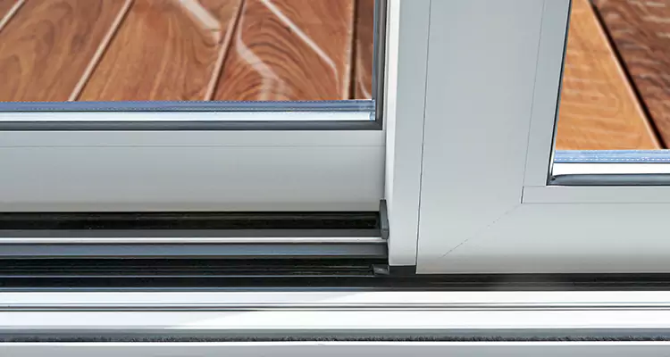 Patio Doors Leaking Water Issue Repair Services in Golden Glades, FL