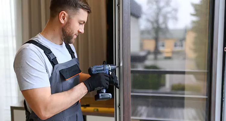 Sliding Screen Door Handle Repair in Golden Glades, FL
