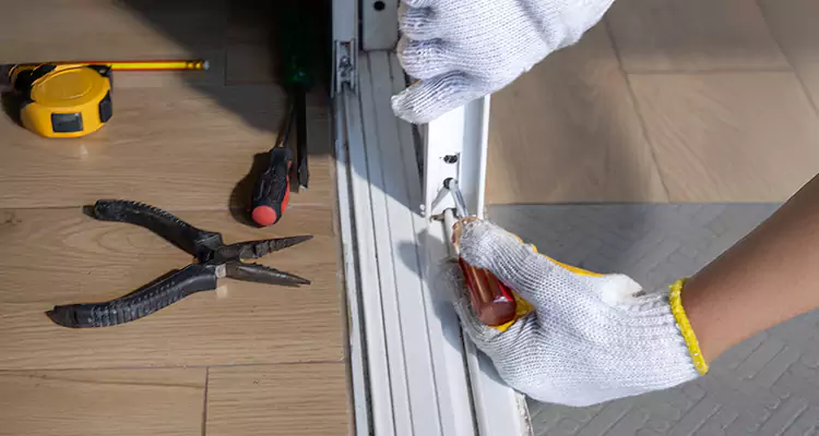 Screen Door Wheel Replacement in Golden Glades, FL