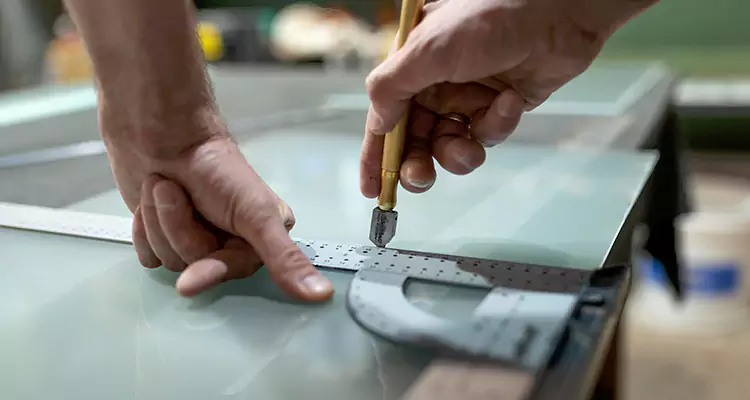 Glass Scratch Repair in Golden Glades, FL