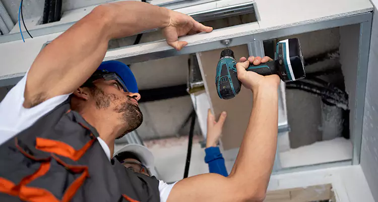 Emergency Overhead Door Repair in Golden Glades, FL