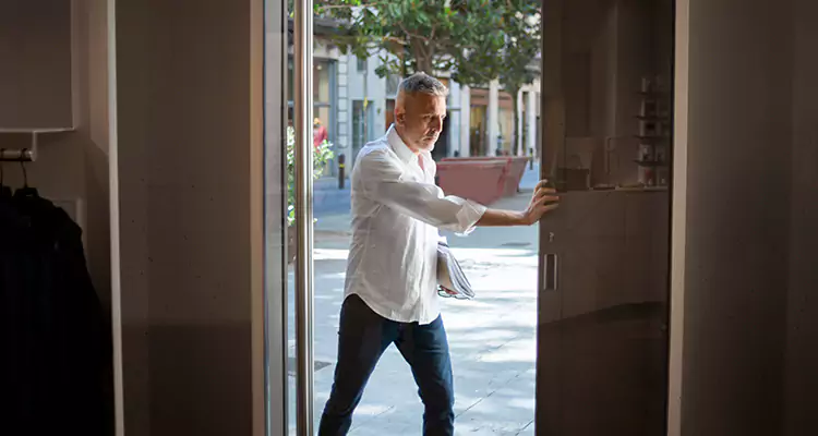 Reliable Pella Patio Door Repair Services for Opening Issues in Golden Glades, FL